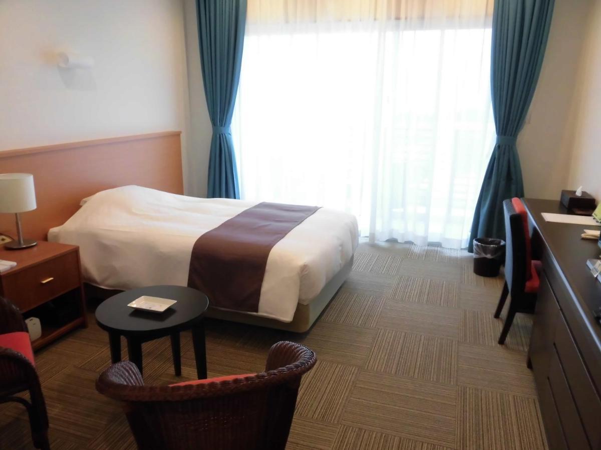 Sakura Resort Hotel Ishigaki Ishigaki  Экстерьер фото