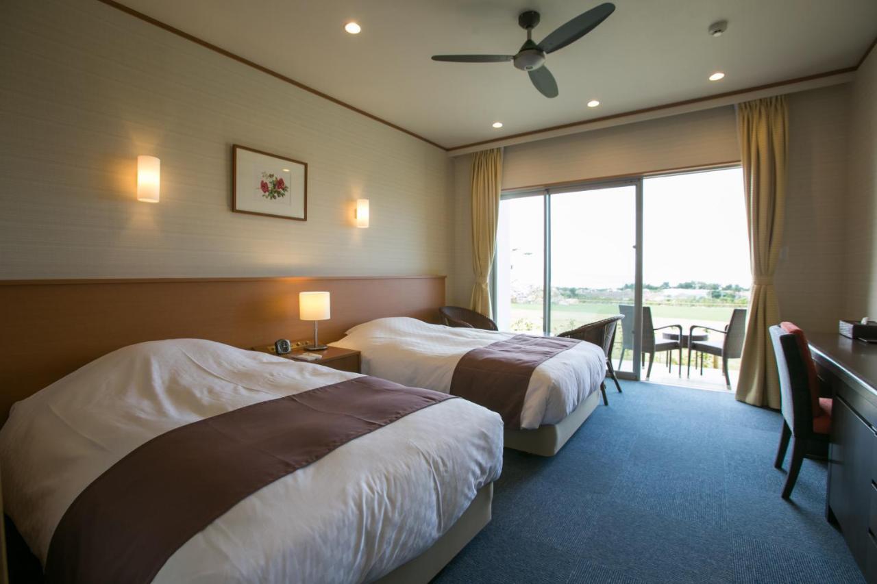 Sakura Resort Hotel Ishigaki Ishigaki  Экстерьер фото