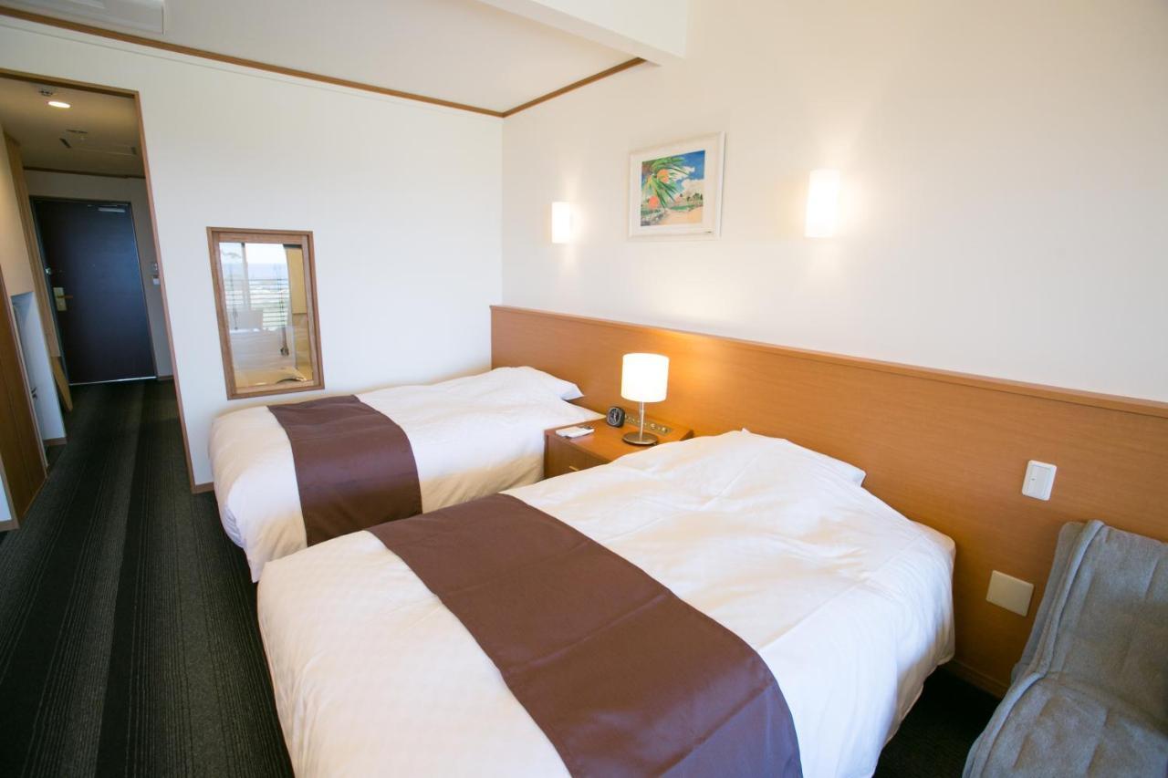Sakura Resort Hotel Ishigaki Ishigaki  Экстерьер фото