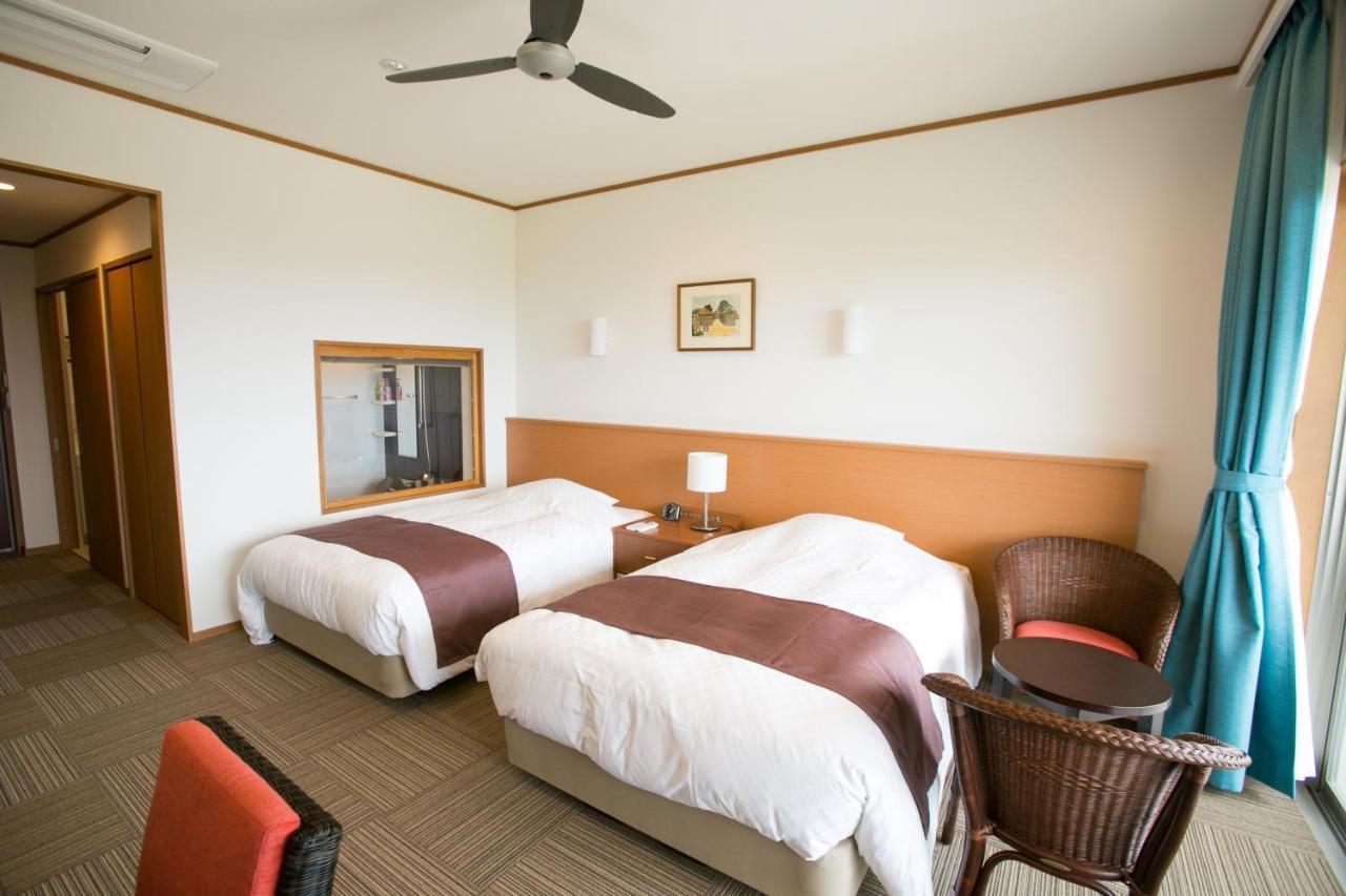 Sakura Resort Hotel Ishigaki Ishigaki  Экстерьер фото