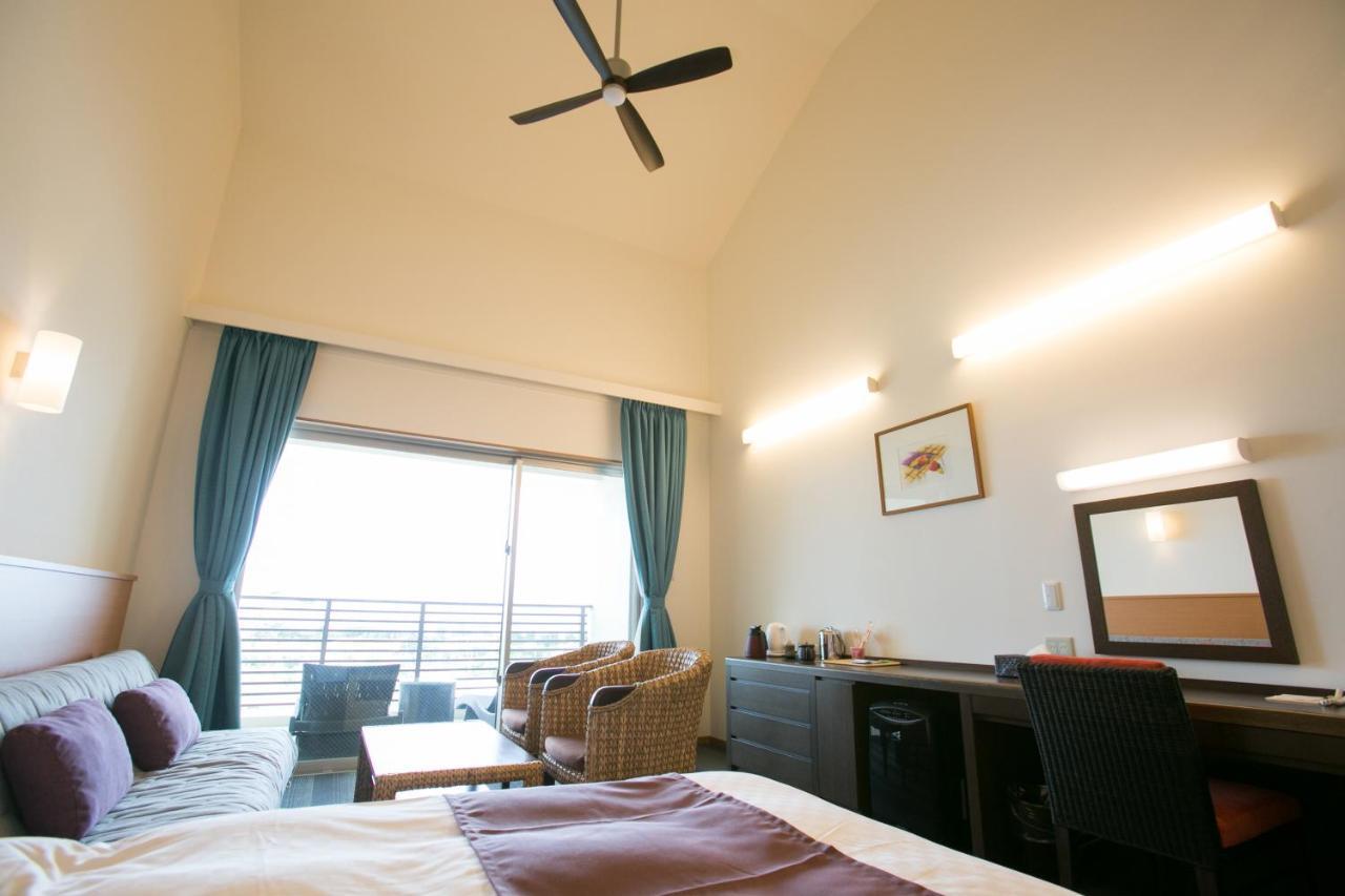 Sakura Resort Hotel Ishigaki Ishigaki  Экстерьер фото