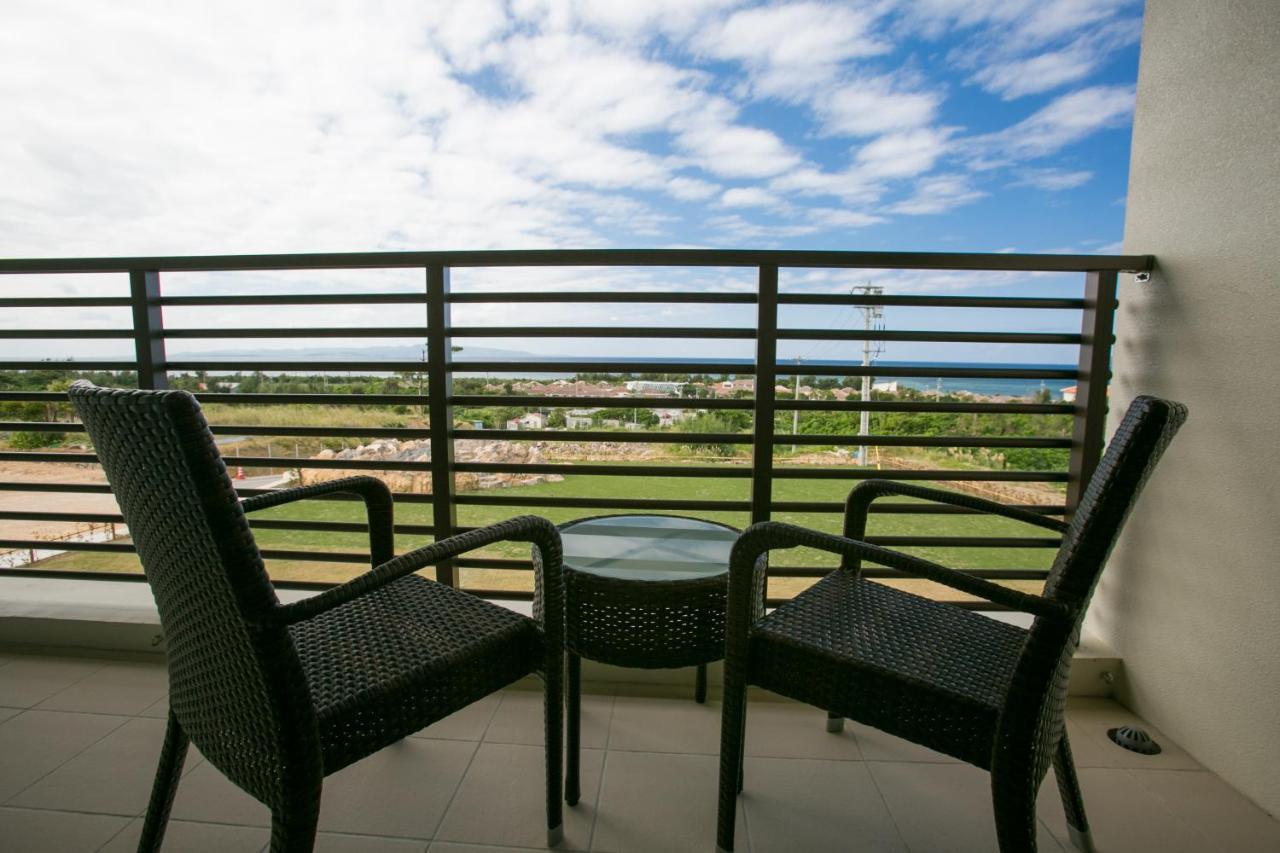Sakura Resort Hotel Ishigaki Ishigaki  Экстерьер фото