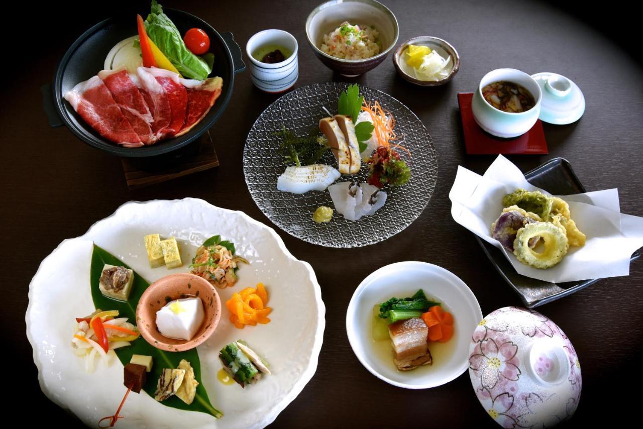 Sakura Resort Hotel Ishigaki Ishigaki  Экстерьер фото